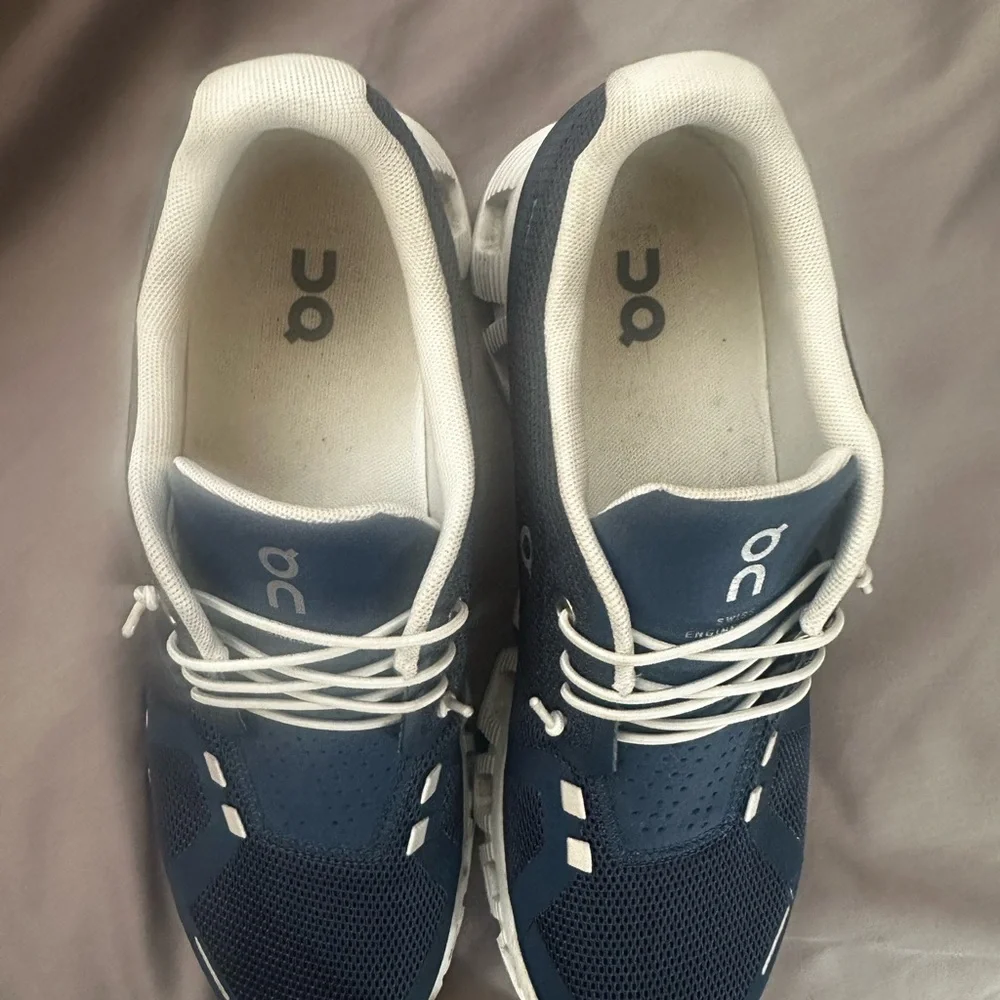 On Cloud Running White and Navy Sneakers - Picture 2 of 5